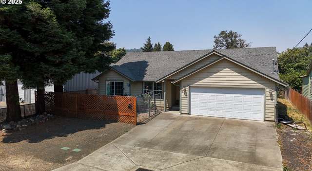 Photo of 120 SE Edwards Ave, Winston, OR 97496