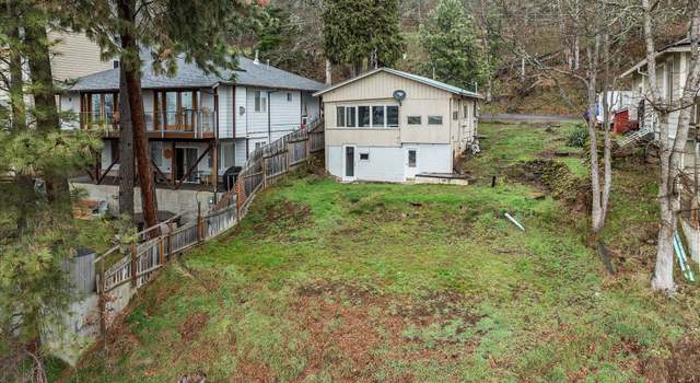 Photo of 105 Lois Ln, Bingen, WA 98605