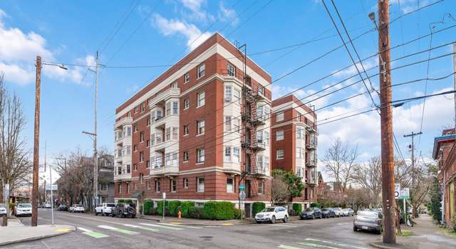 Photo of 2083 NW Johnson St #31, Portland, OR 97209