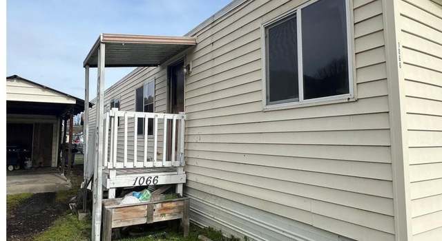Photo of 1066 NW Plateau Dr, Roseburg, OR 97471
