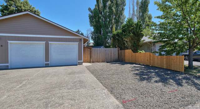 Photo of 936 SW Cypress St, Mcminnville, OR 97128