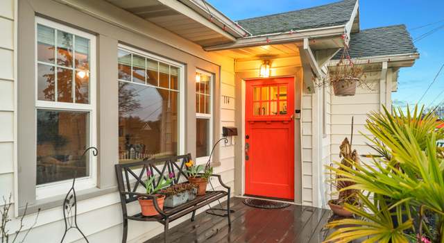 Photo of 114 S 19th St, St. Helens, OR 97051