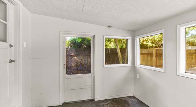 Photo of 1669 Ridgefield St, Eugene, OR 97404