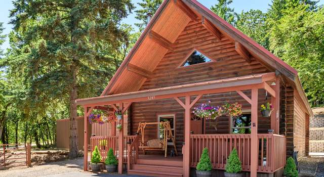 Photo of 3285 SW Redmond Hill Rd, Mcminnville, OR 97128