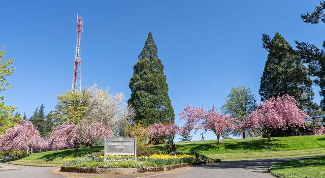 Photo of 3920 SW Hillsdale Ave, Portland, OR 97239
