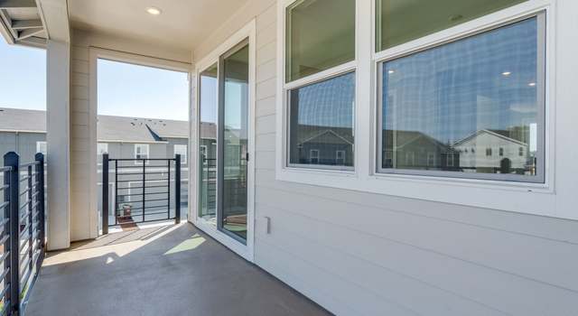 Photo of 3673 SE Nebula Ln, Hillsboro, OR 97123