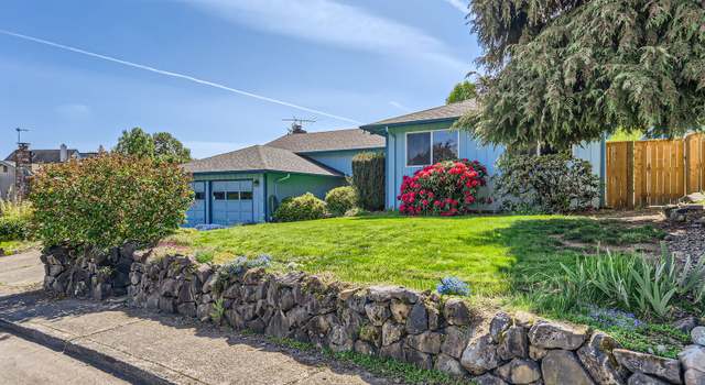 Photo of 13230 SW Hill Ct, Portland, OR 97223