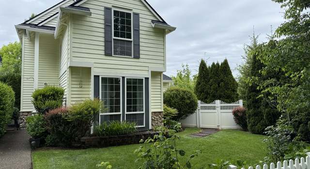 Photo of 1000 NE Parks Edge Cir, Hillsboro, OR 97124