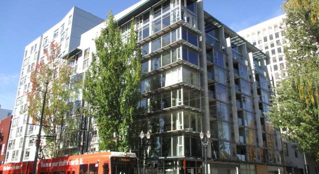 Photo of 533 NE Holladay St #301, Portland, OR 97232