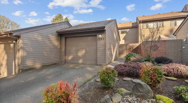 Photo of 1243 NW Michelbook Ln, Mcminnville, OR 97128