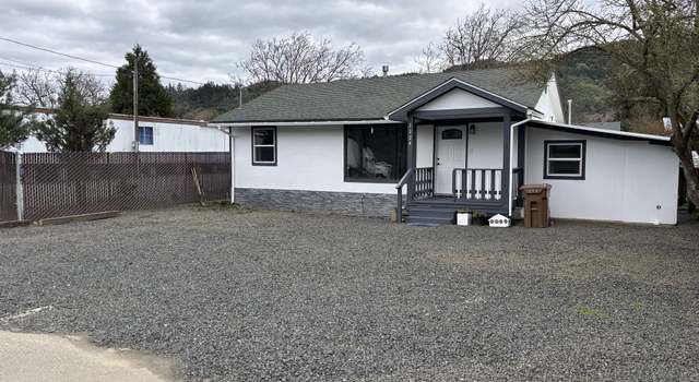Photo of 1124 N Old Pacific Hwy, Myrtle Creek, OR 97457