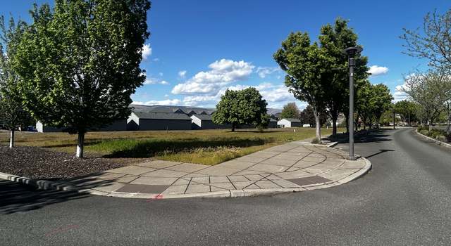 Photo of 1500 Lone Pine Blvd, The Dalles, OR 97058