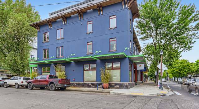 Property at 325 NE Graham St #10, Portland, OR 97212, 3 beds, 2 baths