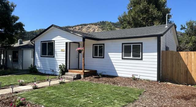 Photo of 441 NE Johnson St, Myrtle Creek, OR 97457