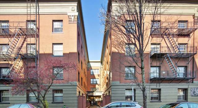 Photo of 2109 NW Irving St #307, Portland, OR 97210