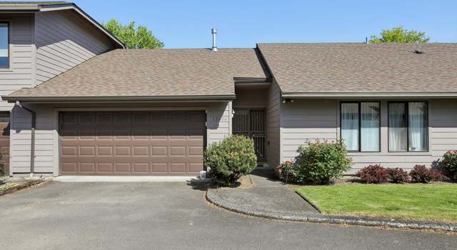 Photo of 12604 NE Prescott Dr, Portland, OR 97230