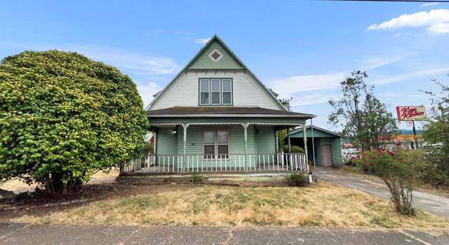 Photo of 812 Willow St, Myrtle Point, OR 97458