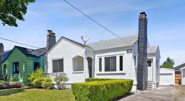Photo of 5817 SE Bush St, Portland, OR 97206