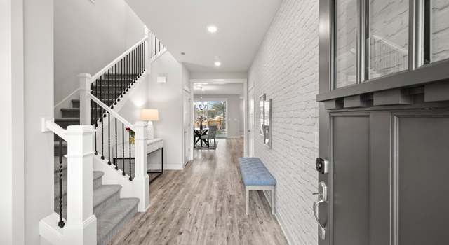 Photo of 2855 NW Grace Ter, Portland, OR 97229