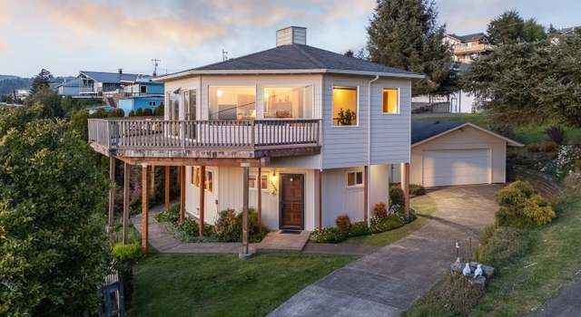 Photo of 35590 Upper Loop Rd, Pacific City, OR 97135