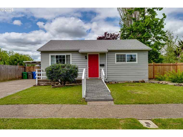 Photo of 1490 Mckinley St Eugene, OR 97402