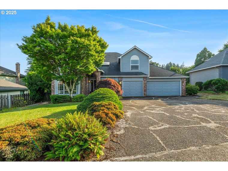 Photo of 12920 SE Geneva Way Happy Valley, OR 97086