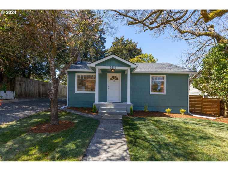Photo of 9619 SE 38th Ave Milwaukie, OR 97222