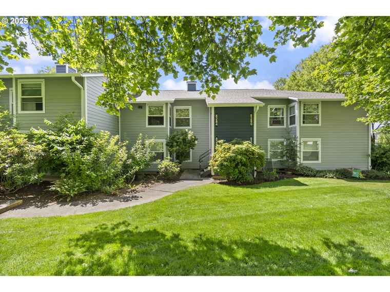 Photo of 8278 SW Mohawk St Tualatin, OR 97062
