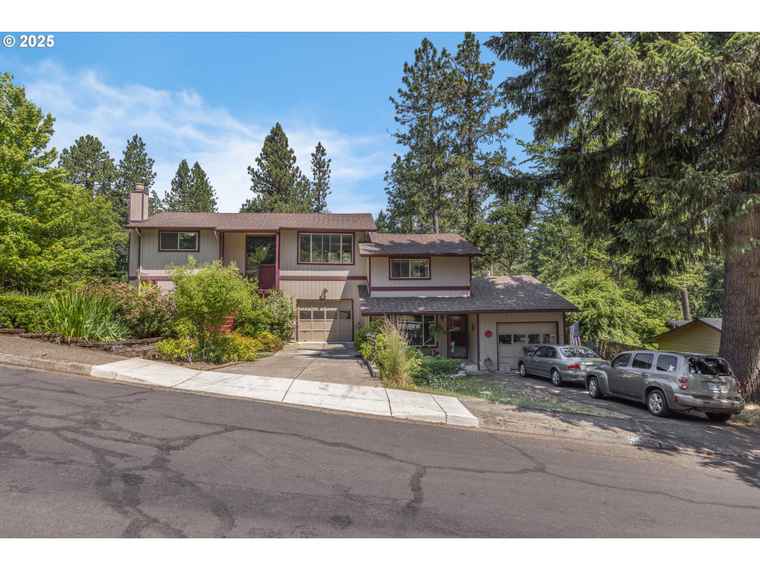 Photo of 505/515 Empress Ave Eugene, OR 97405