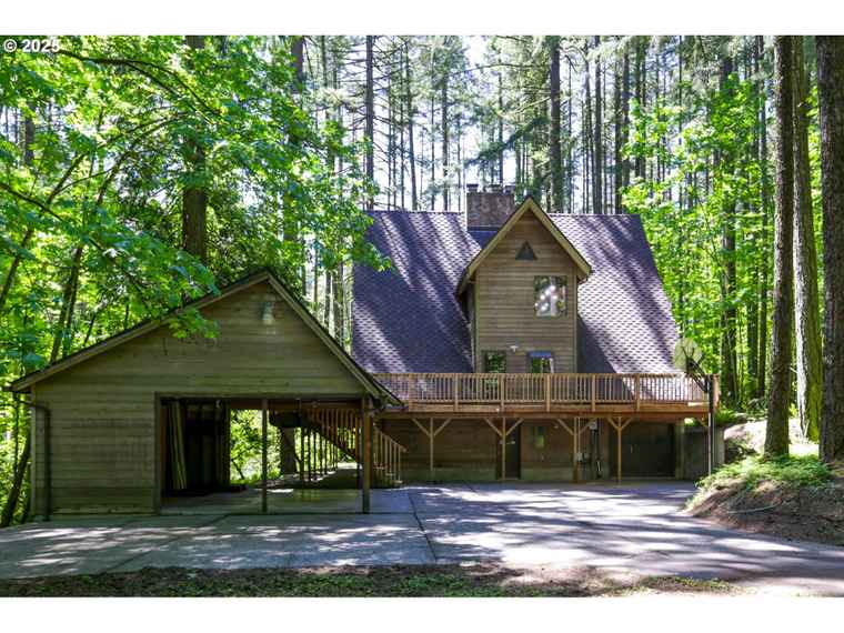 Photo of 18020 SW Neugebauer Rd Hillsboro, OR 97123