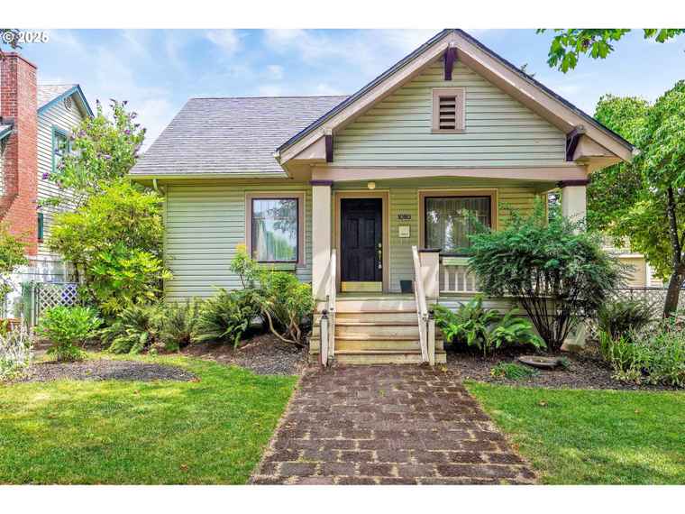 Photo of 1080 Church St NE Salem, OR 97301