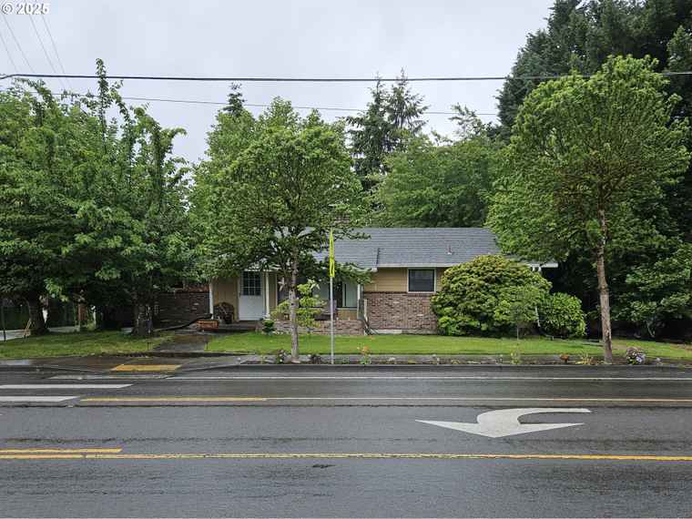 Photo of 902 N Parkway Ave Battle Ground, WA 98604
