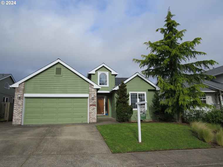 Photo of 20709 SW Trails End Dr Sherwood, OR 97140