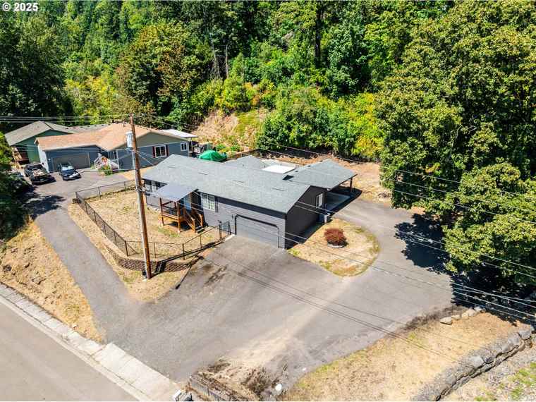 Photo of 2229 NW 6th Pl Camas, WA 98607