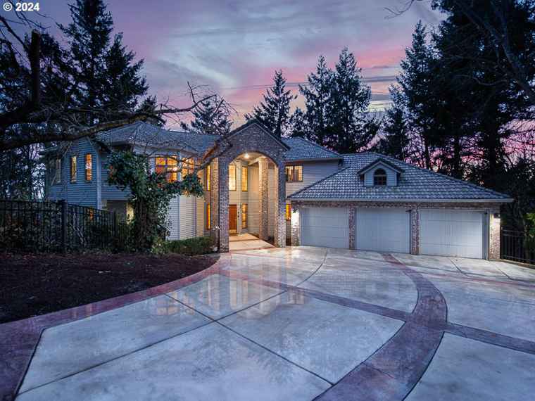 Photo of 10103 SE Palatial Ct Happy Valley, OR 97086