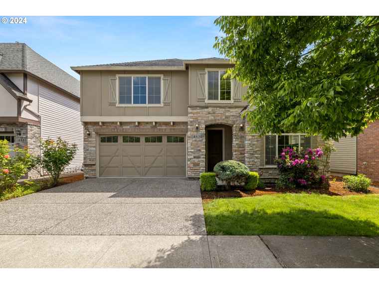Photo of 16630 NW Vetter Dr Portland, OR 97229