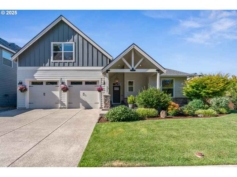 Photo of 1721 NE Pecan Ln Camas, WA 98607