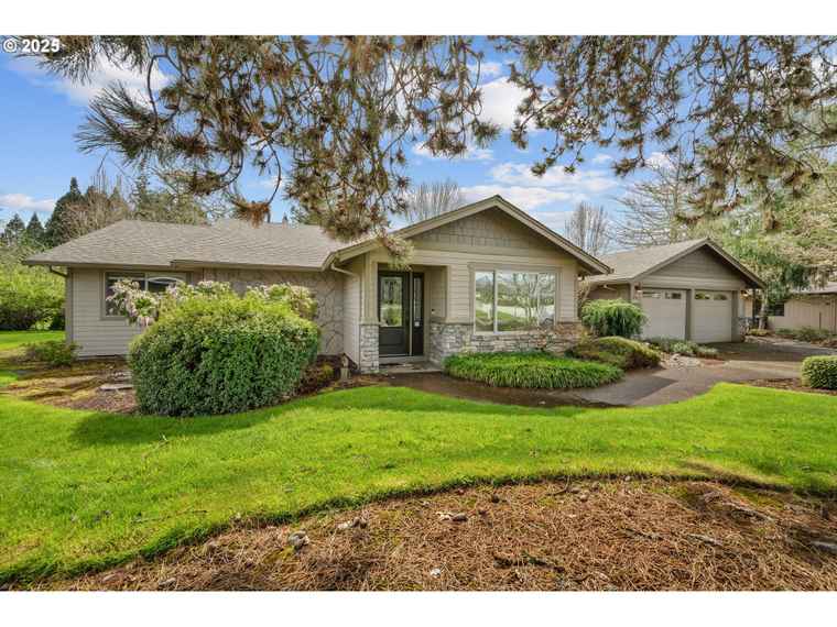 Photo of 1120 NW Baker Creek Rd McMinnville, OR 97128