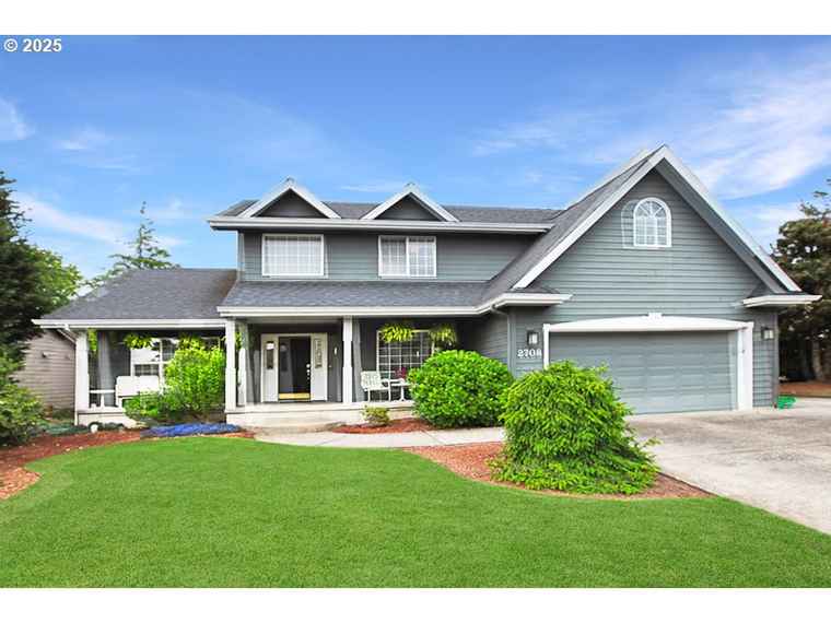 Photo of 2708 NW Sunset Ct Camas, WA 98607