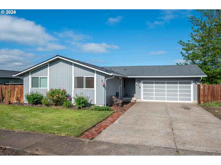 Photo of 638 56th St Springfield, OR 97478