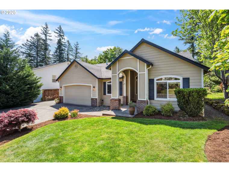 Photo of 1018 NW 21st Ave Camas, WA 98607
