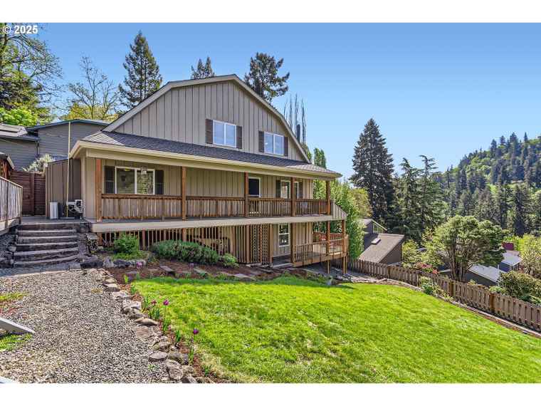 Photo of 1285 Willamette Falls Dr West Linn, OR 97068