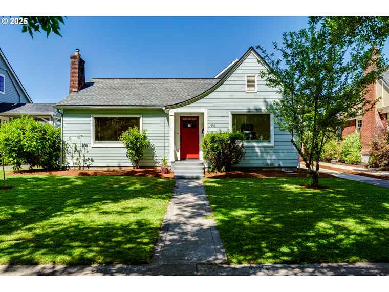 Photo of 1556 Washington St Eugene, OR 97401