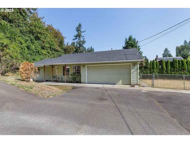 Photo of 1229 Charman St Oregon City, OR 97045