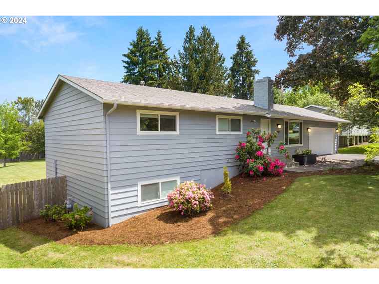 Photo of 14130 SW 100th Ave Portland, OR 97224