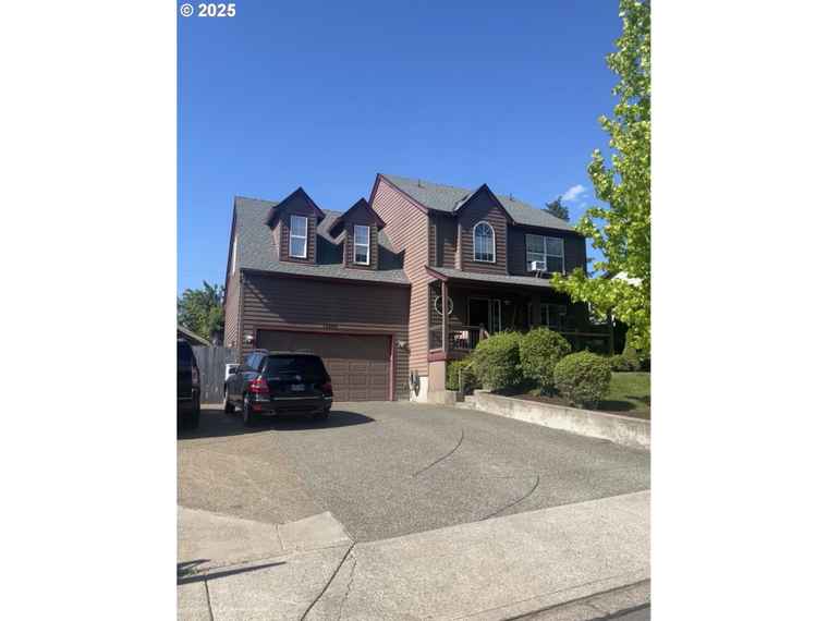 Photo of 15869 SW Hawk Ct Sherwood, OR 97140