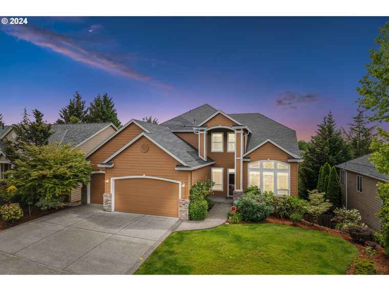 Photo of 14950 NW Vance Dr Portland, OR 97229