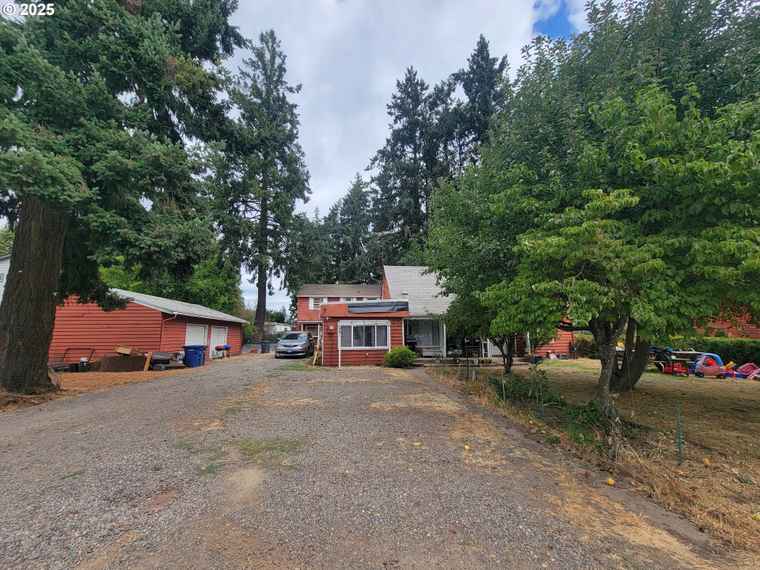 Photo of 985 Bever Dr Keizer, OR 97303
