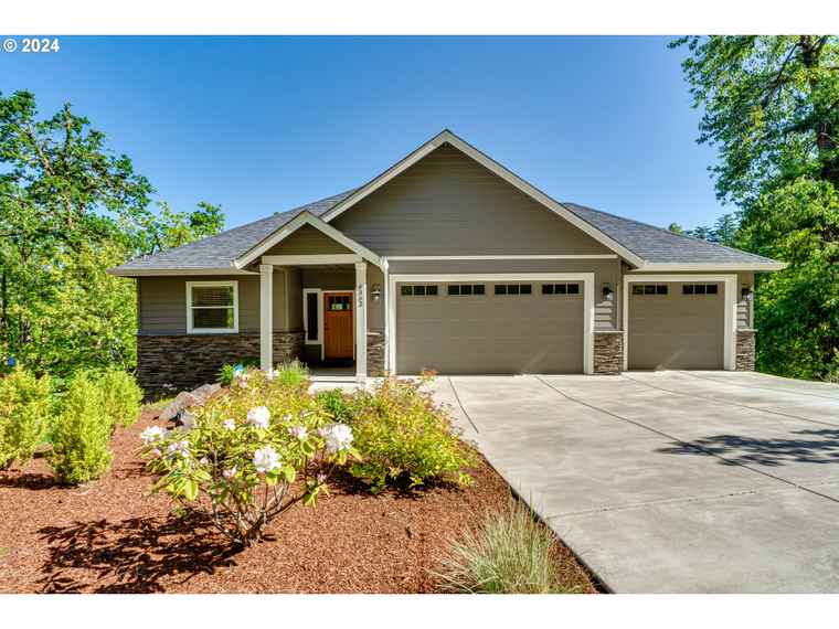 Photo of 6362 Forest Ridge Rd Springfield, OR 97478