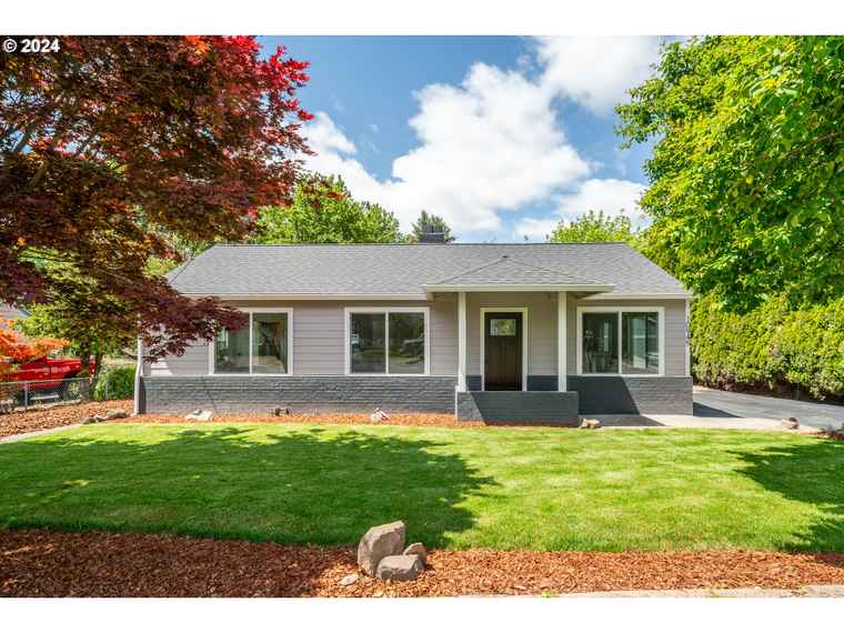 Photo of 10945 SW 74th Ave Portland, OR 97223
